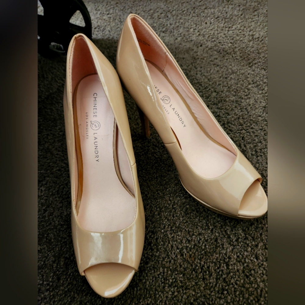 Chinese Laundry Nude Patent Peep-Toe Heels - Glossy Neutral Pumps - Picture 3 of 12